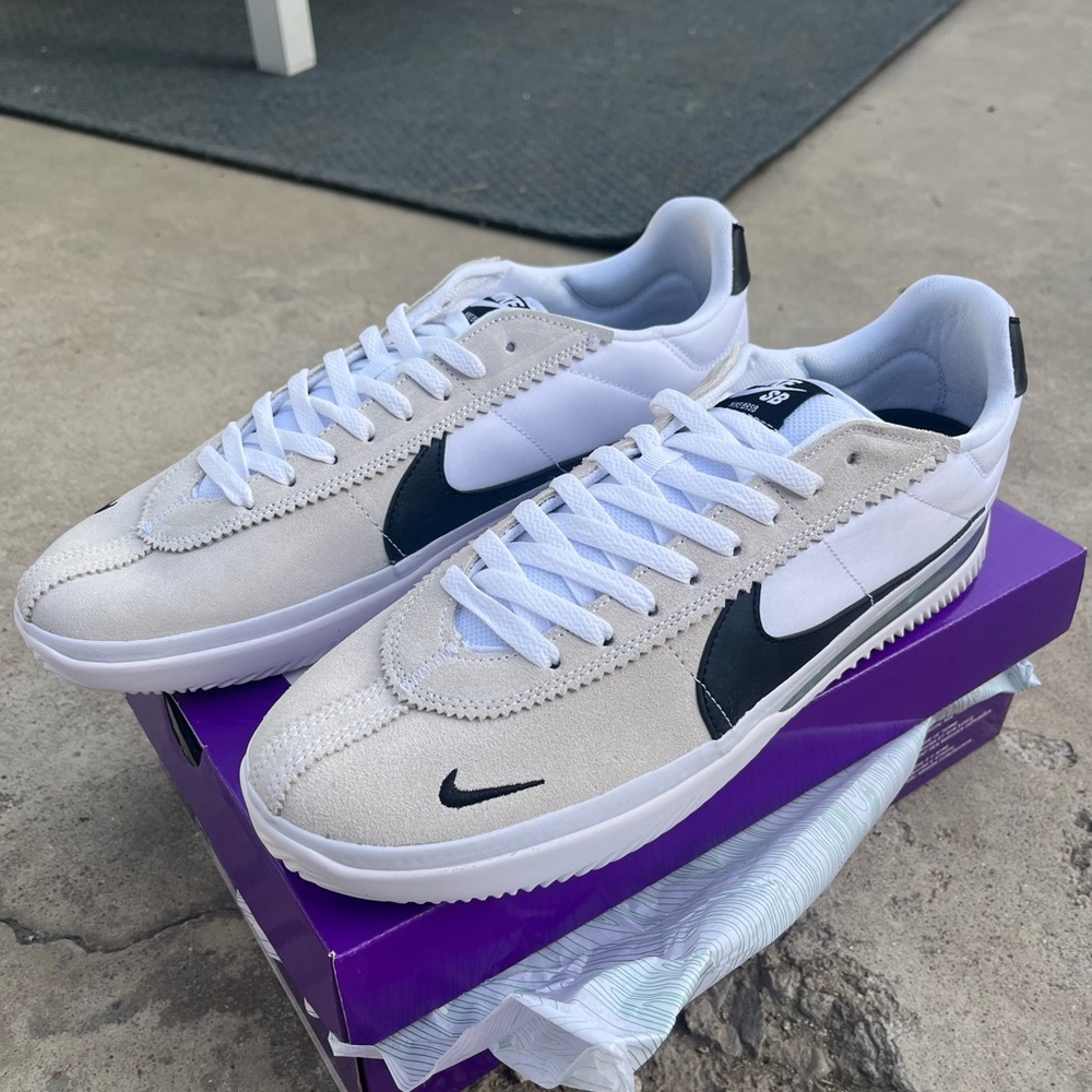 NWT- Nike SB - mens size 12